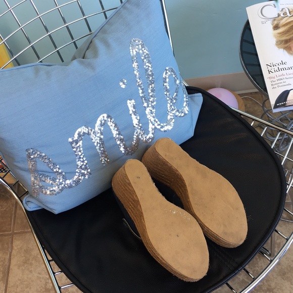 Kenneth Cole Denim Mary Jane Wedge - Picture 3 of 5